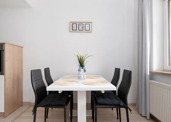 Tabelowa Deluxe With Garden Apartamento Łódź