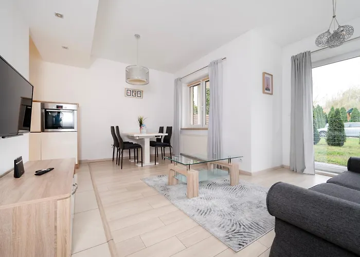 Tabelowa Deluxe With Garden Apartamento